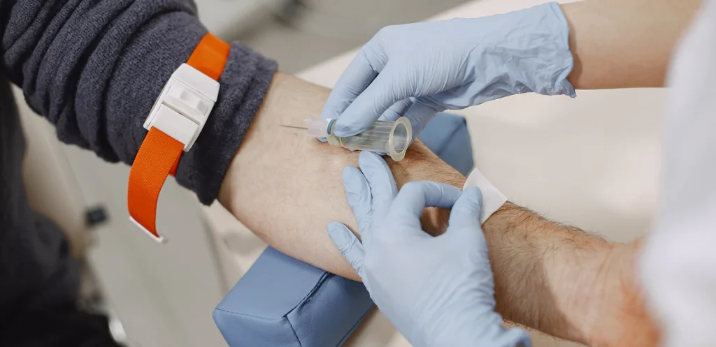 مزایا استفاده از خدمات گرفتن نوبت اینترنتی در سنندج آزمایشگاه رازی