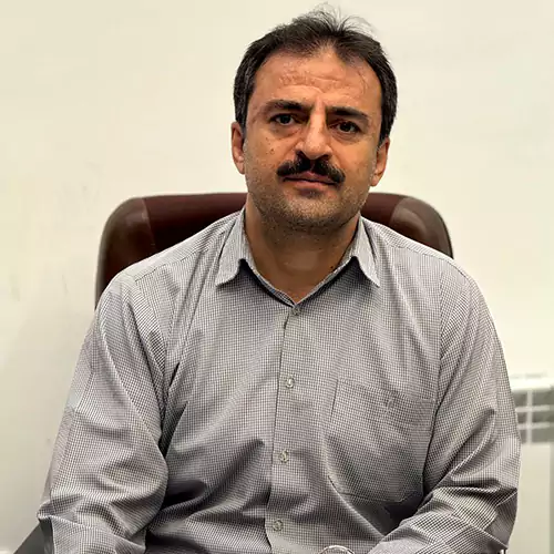 لقمان رسولی